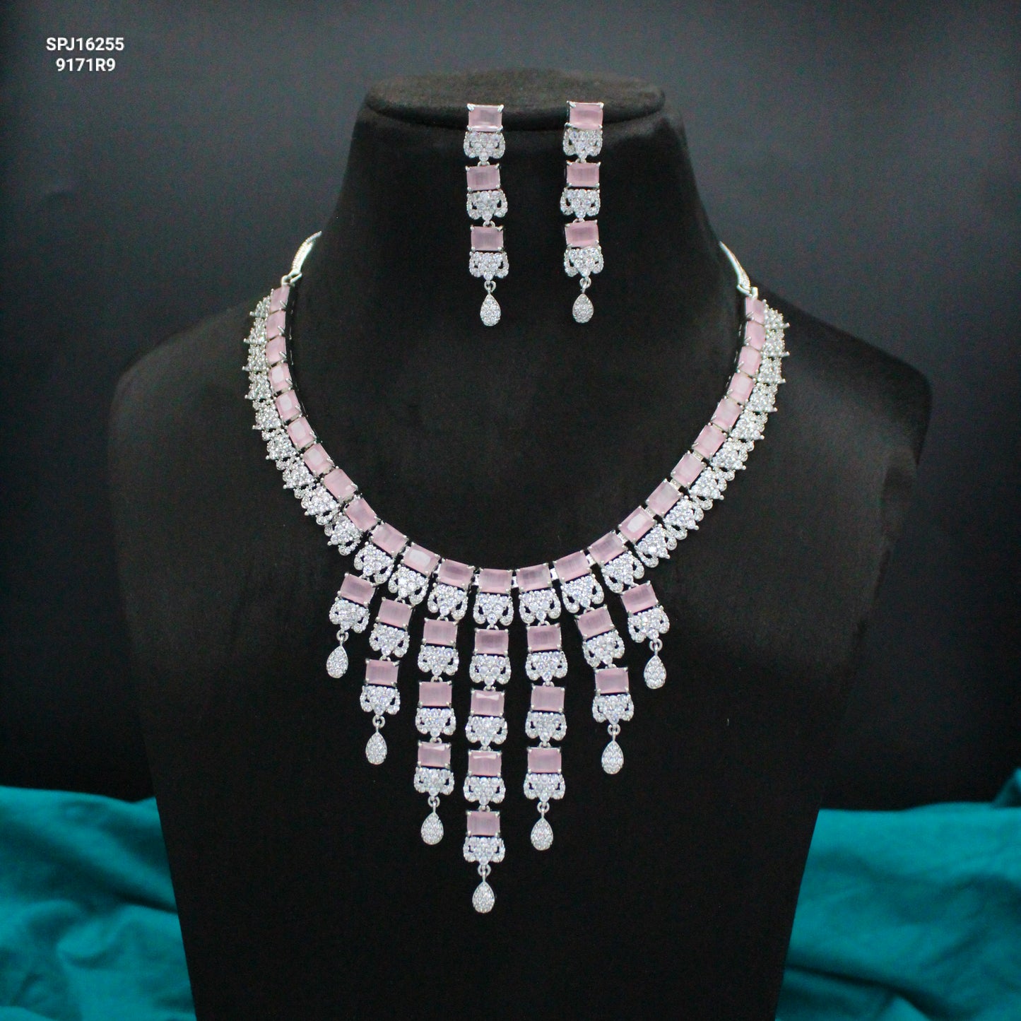 Platinum Mint Pink Short Necklace Set with Pushback Earrings SP-16255