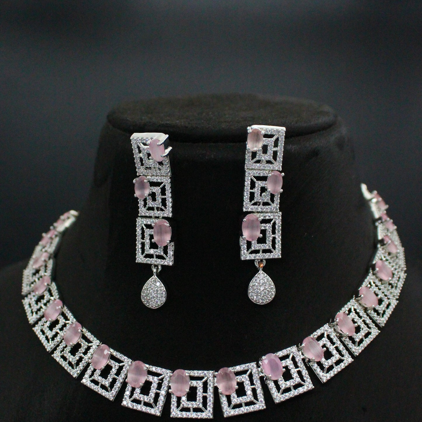 Platinum Short Mint Pink Necklace Set With Push Back Earrings 16284