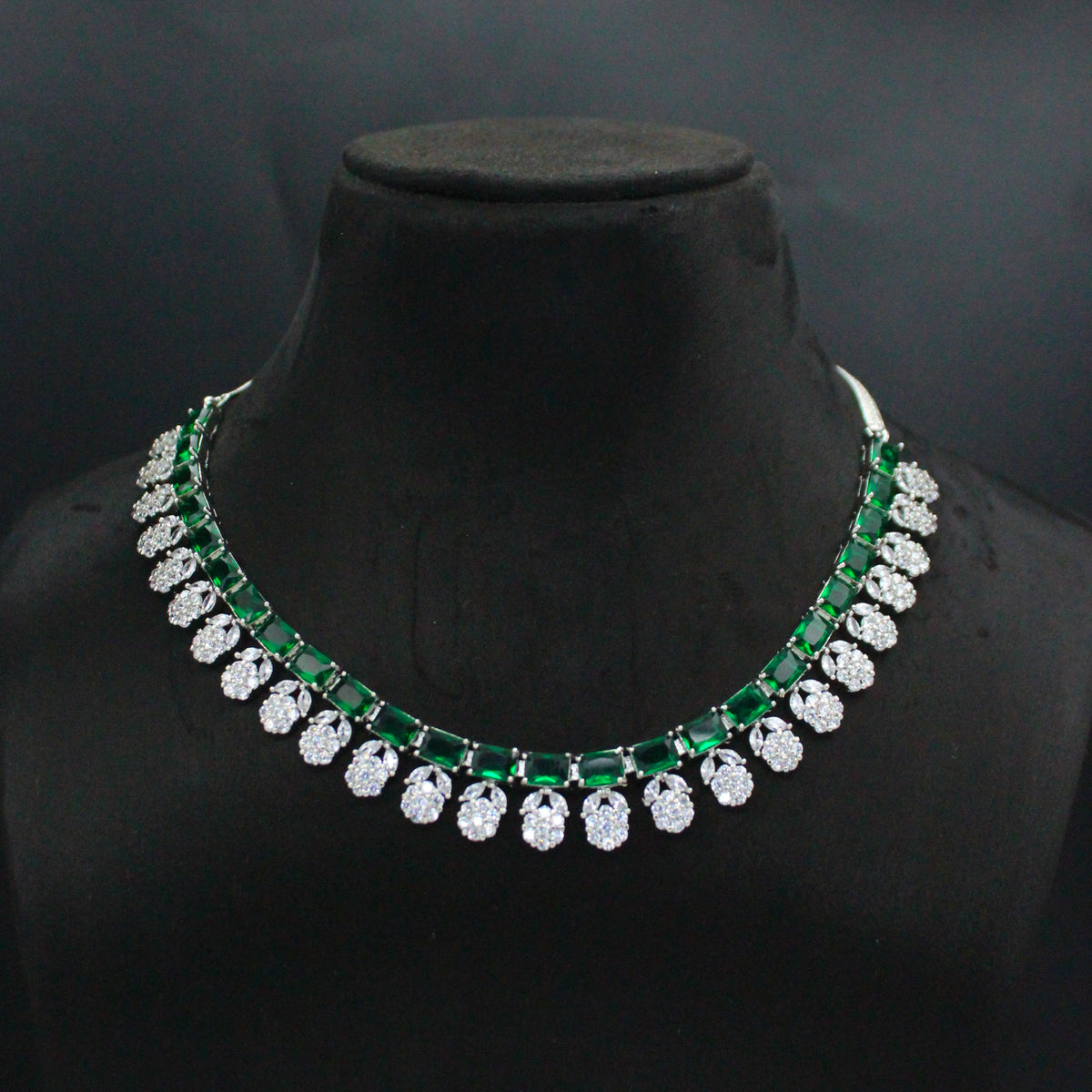 Platinum Green Stone Necklace Set SP-8783
