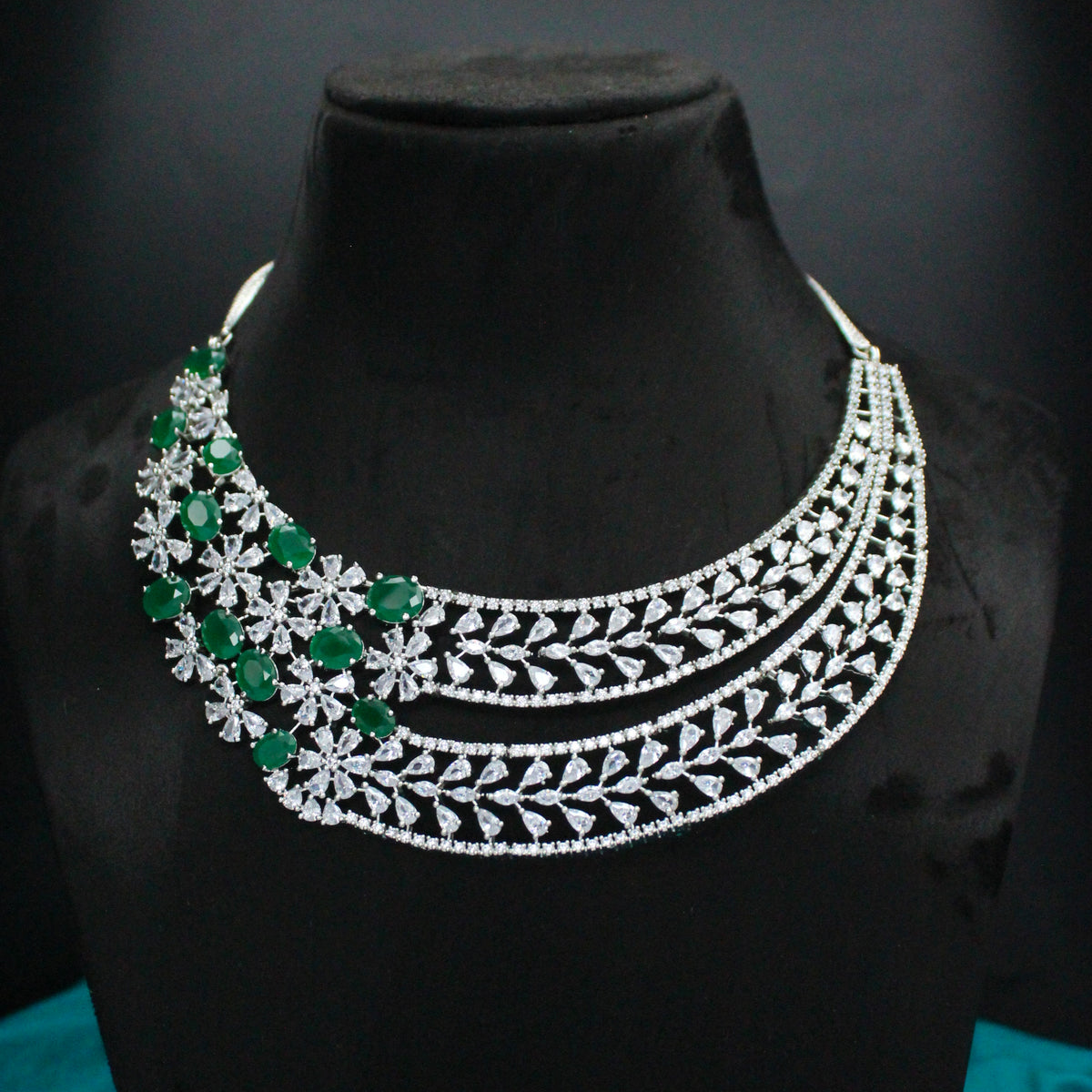 Platinum Emerald AD Necklace Set SP-9908