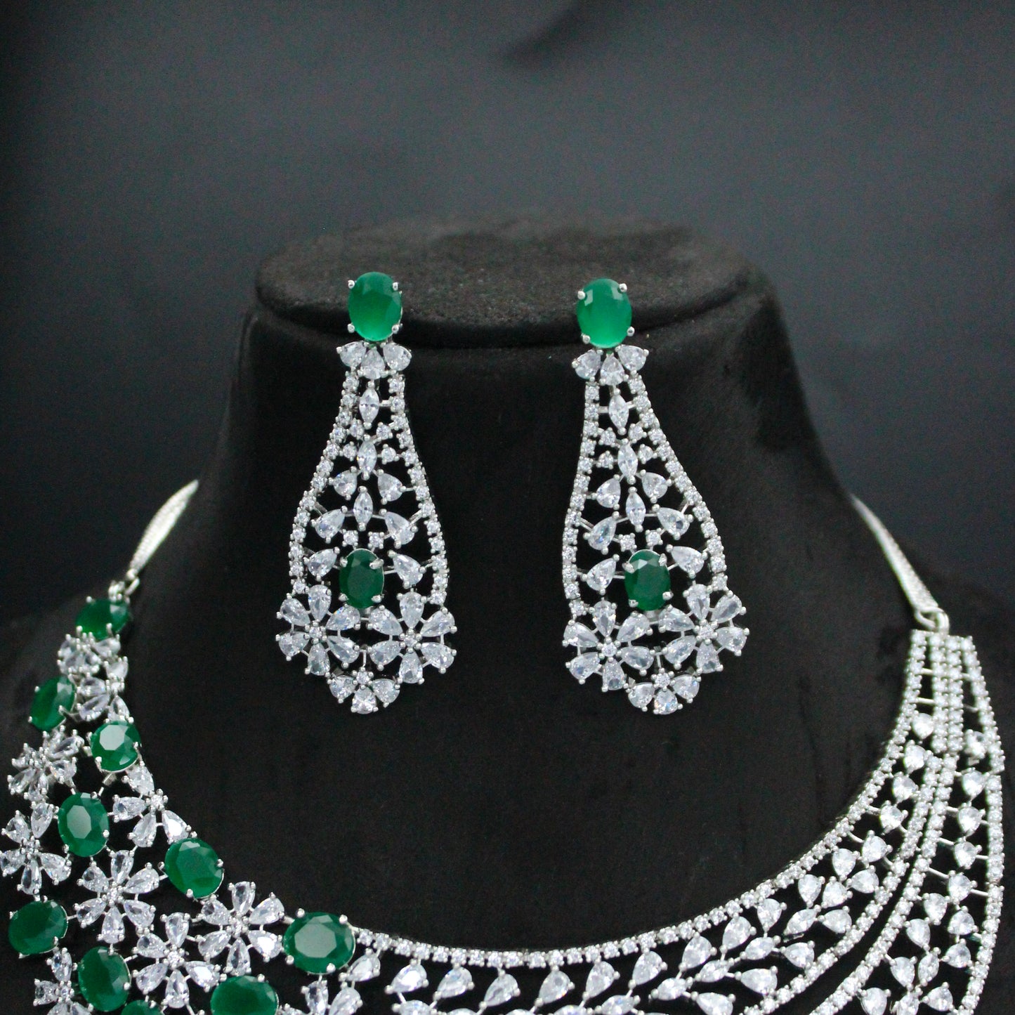 Platinum Emerald AD Necklace Set SP-9908
