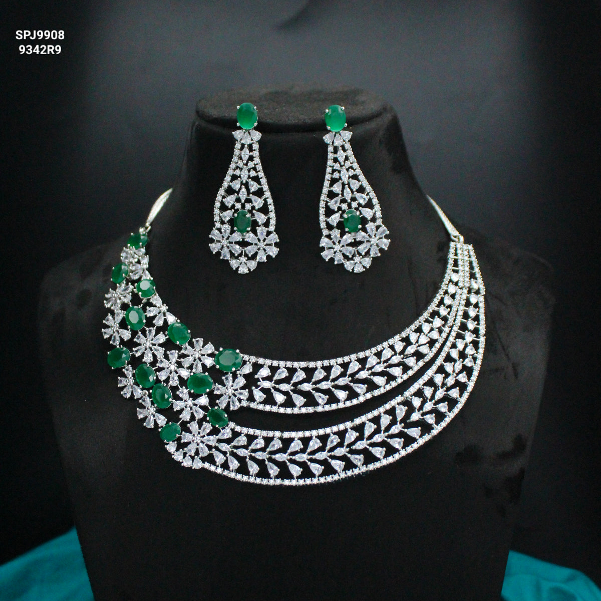 Platinum Emerald AD Necklace Set SP-9908