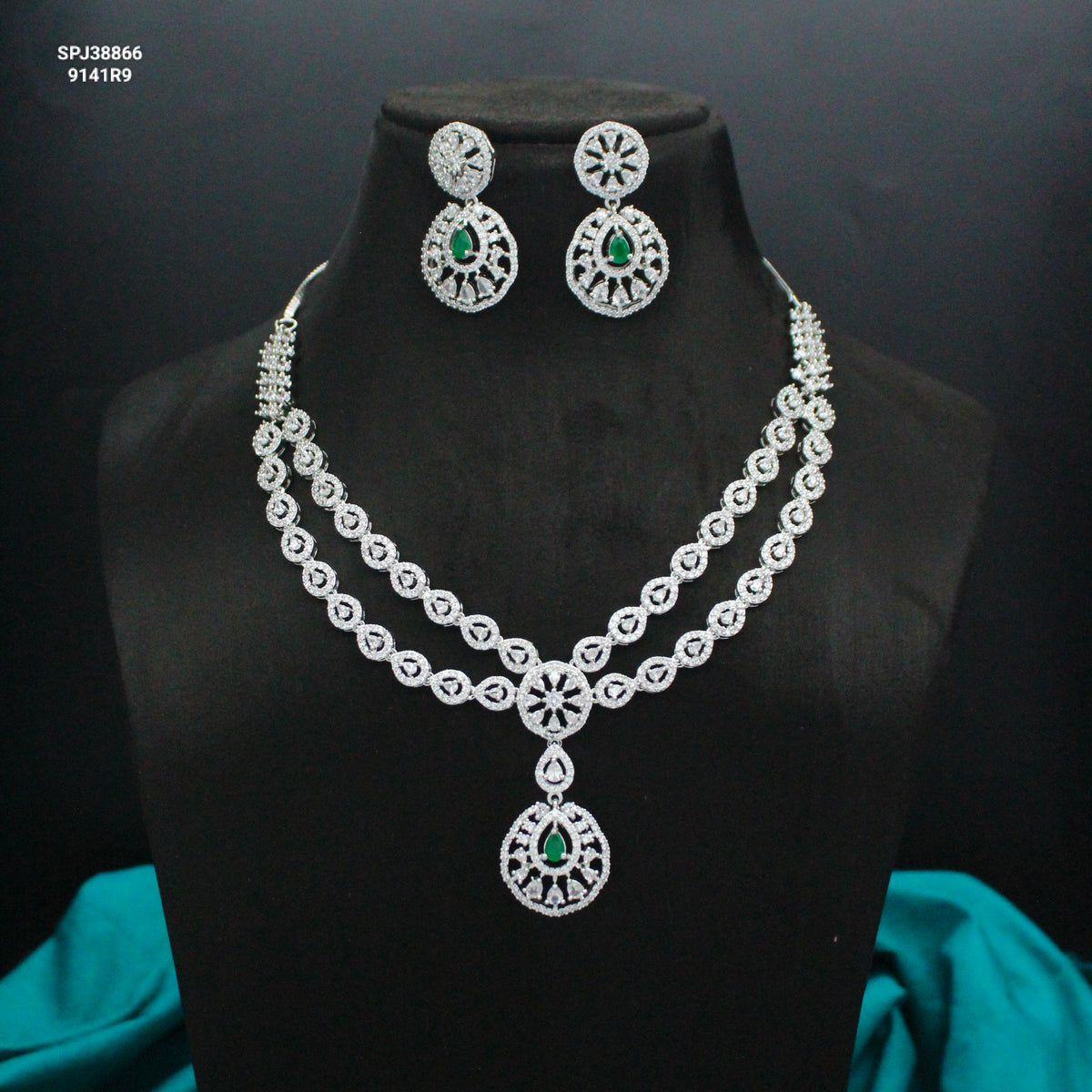 Platinum Dark Green Necklace Set SP-38866