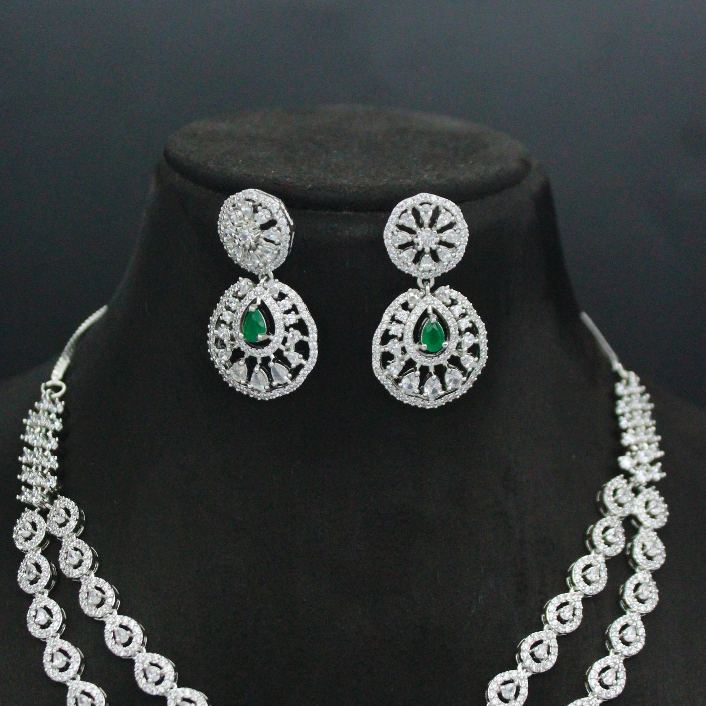 Platinum Dark Green Necklace Set SP-38866