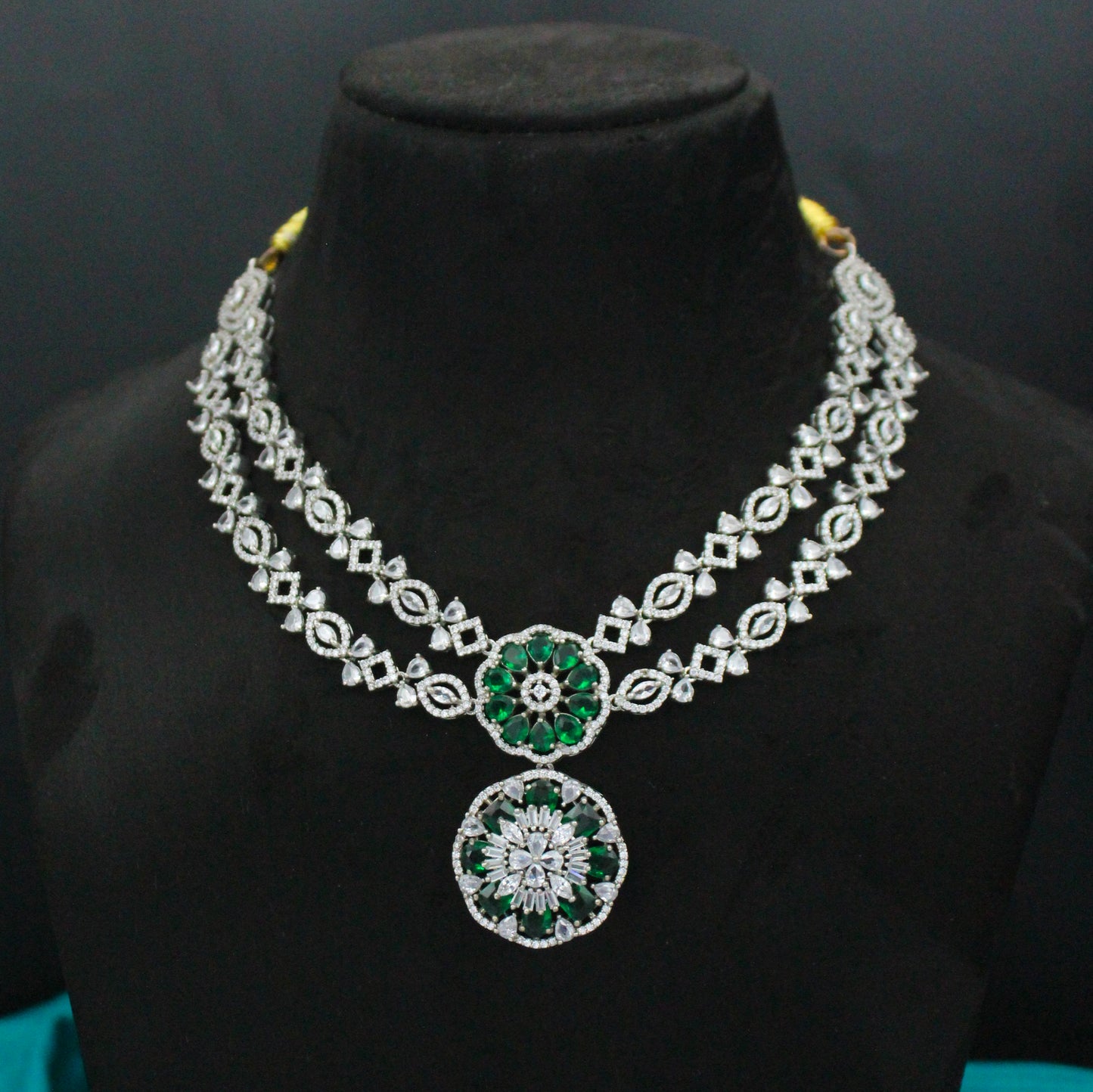 Platinum Green 2-Line Necklace Set SP-16177