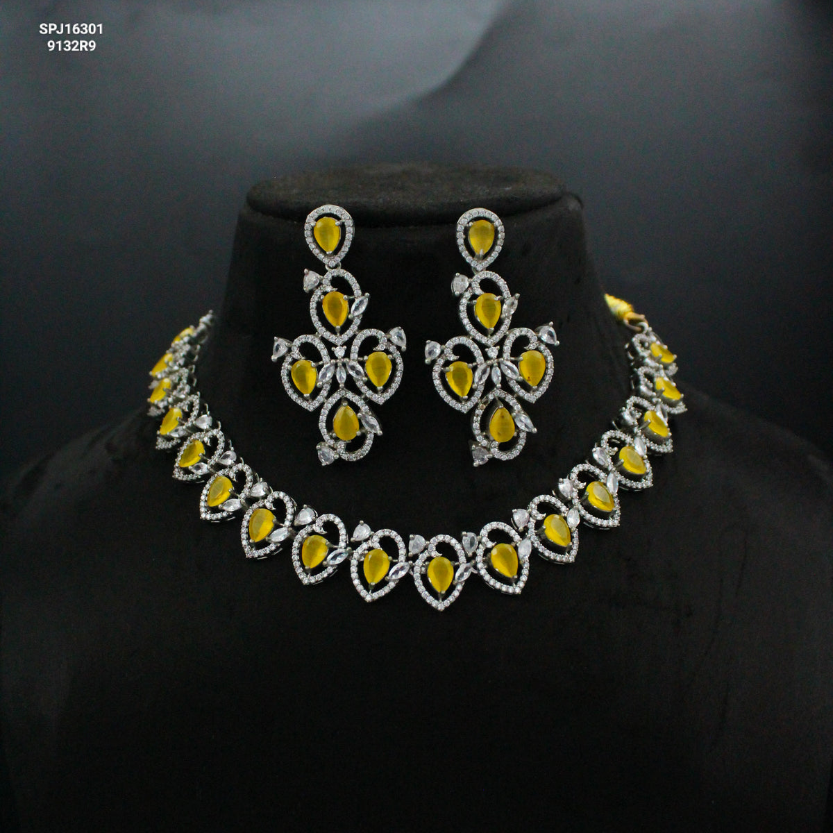 Platinum Single-Line Light Yellow Oval Necklace SP-16301