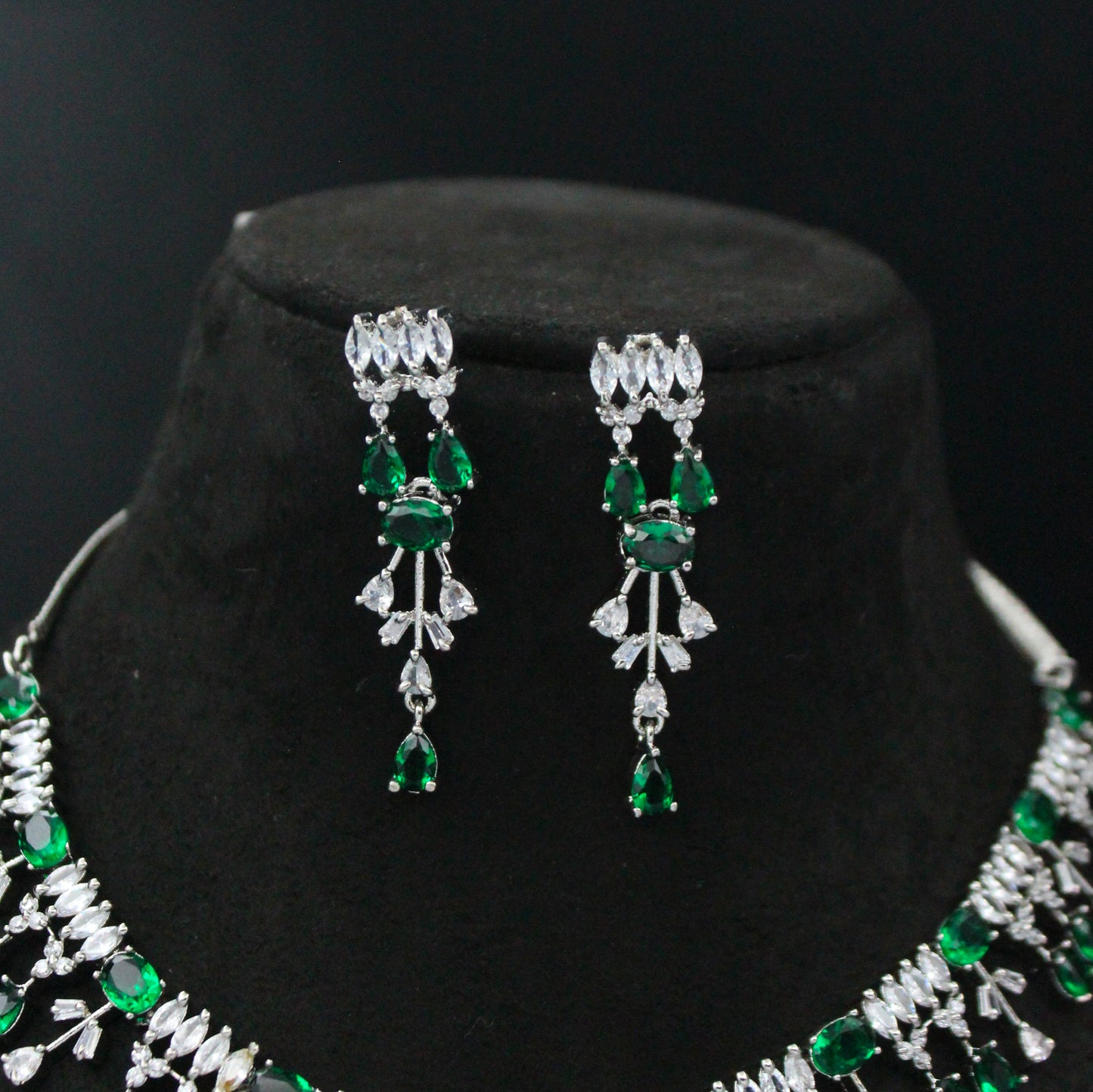 Platinum Green Drop Short Necklace Set With Push Back Earrings 848