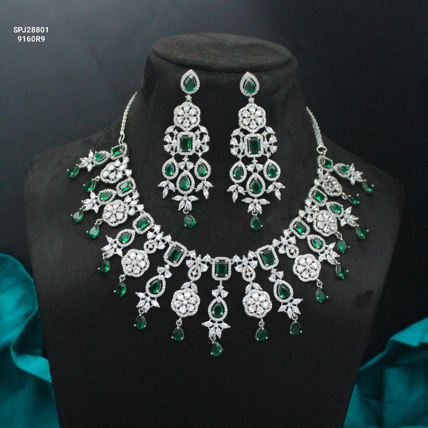 Platinum Short Green Broad Necklace Set With Big Push Back Earrings 28801