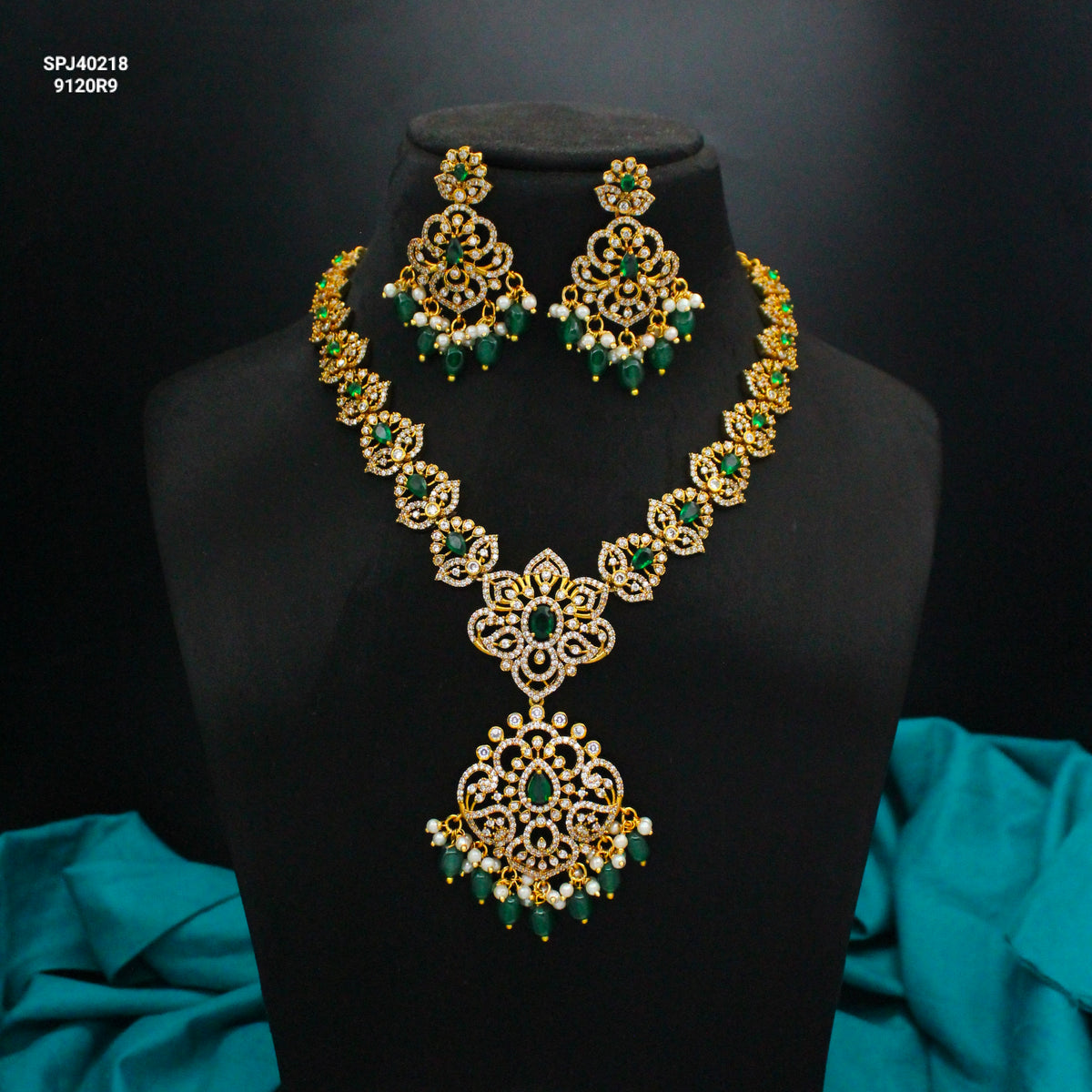Victorian Green Stone Short Necklace SP-40218