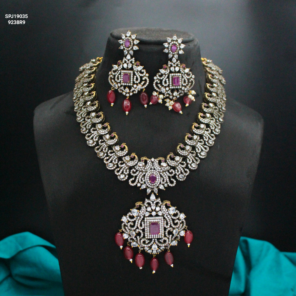 Victorian Red Stone Short Necklace SP-19035