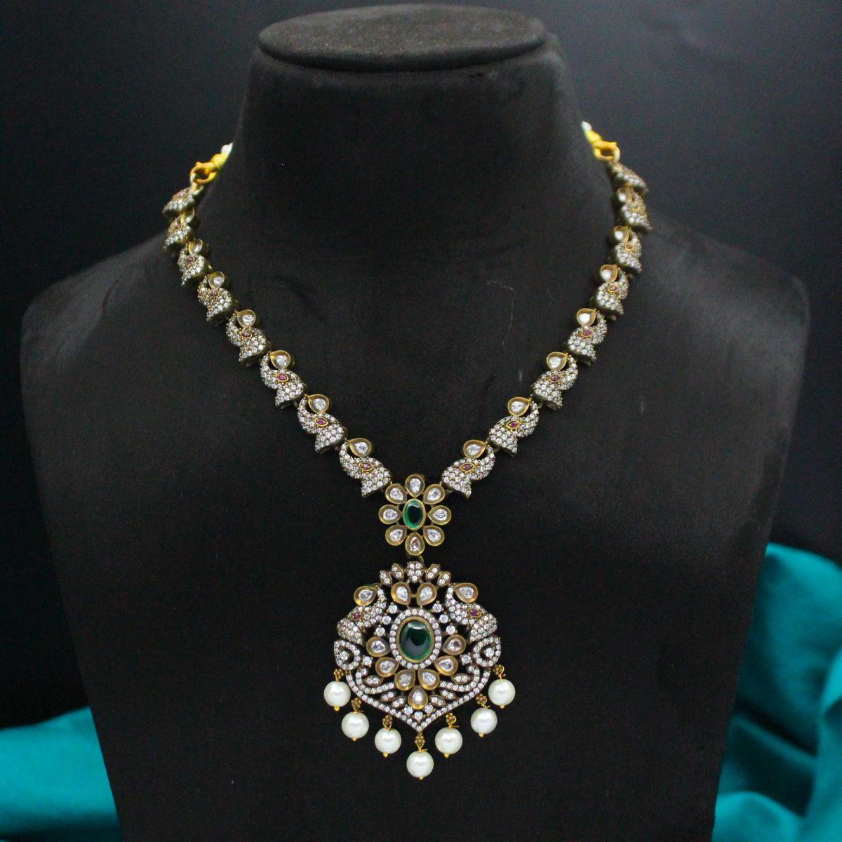 Victorian Simple Necklace