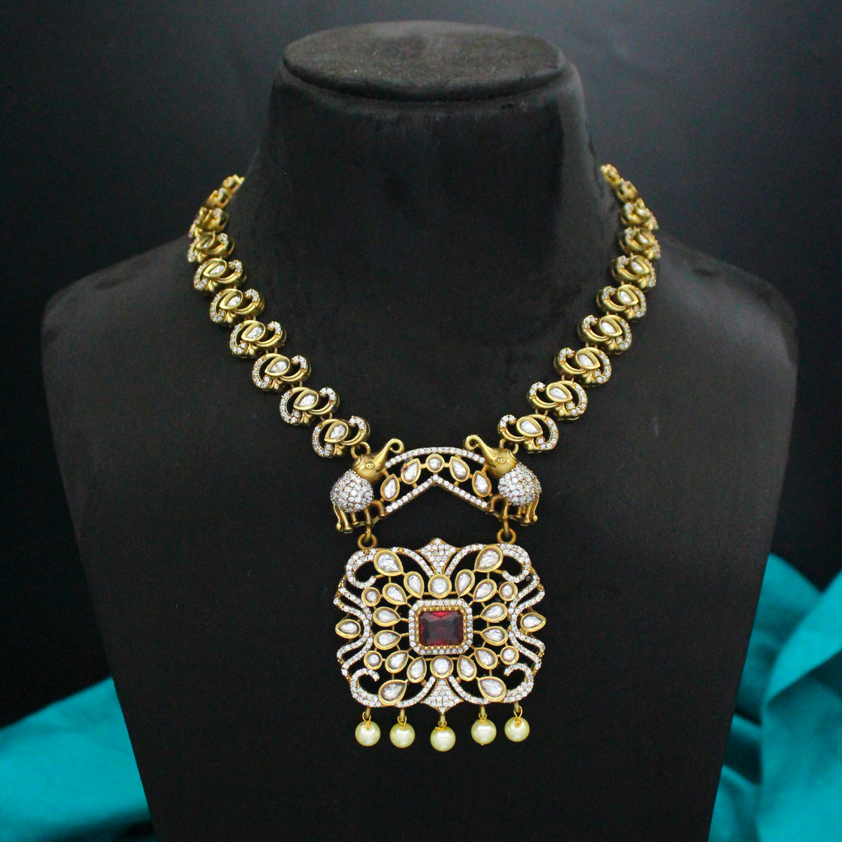 Victorian Ruby Elephant Short Necklace Set SP-29434