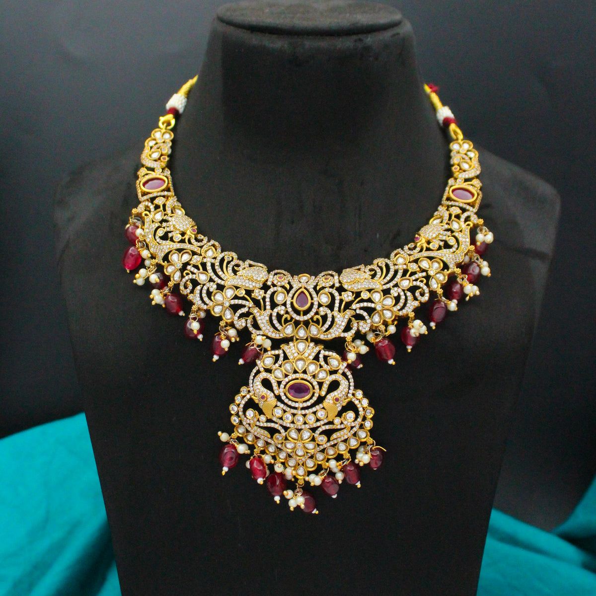 Victorian Peacock Short Necklace Set Red With Push Back Earrings 23019