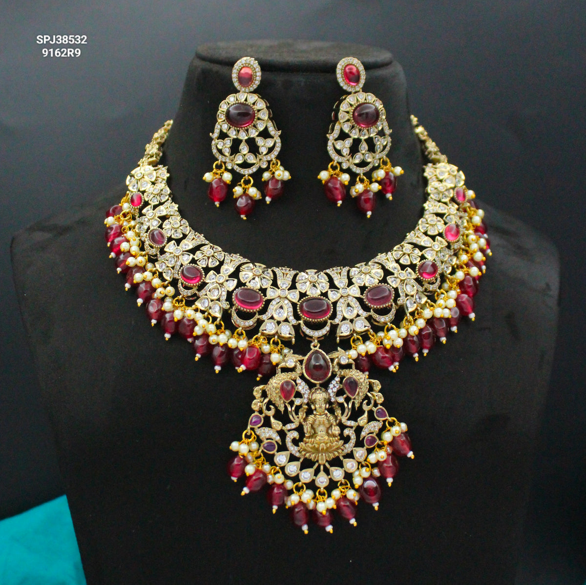 Victorian Lakshmi Red Short Necklace Set SP-38523
