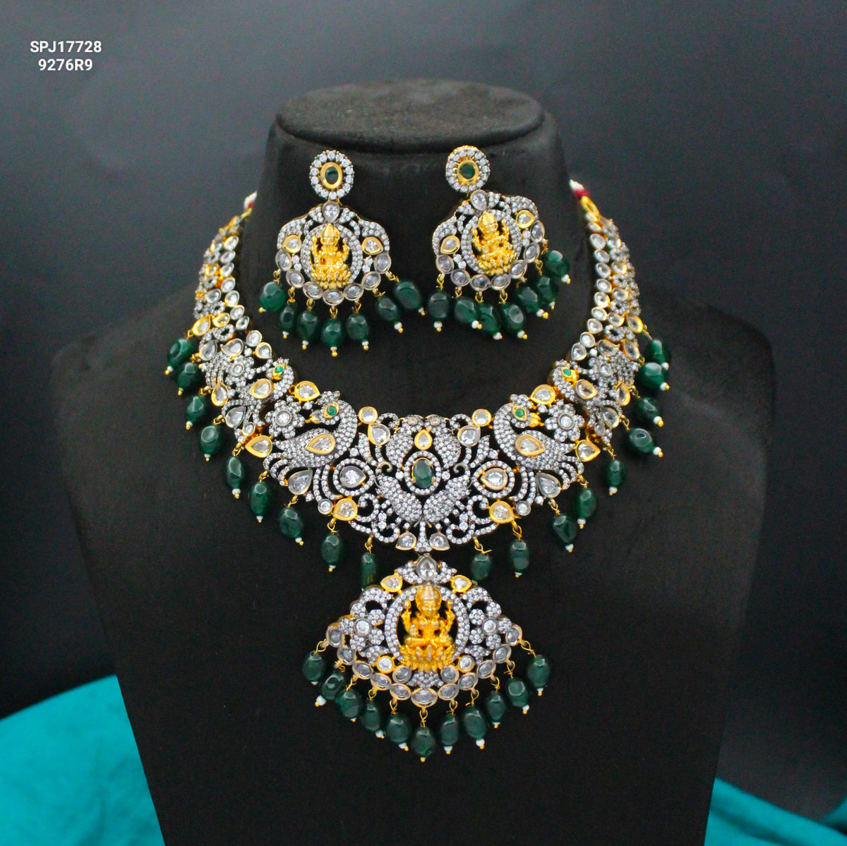 Victorian Lakshmi Green Short Necklace Set with Pushback Earrings SP-17728