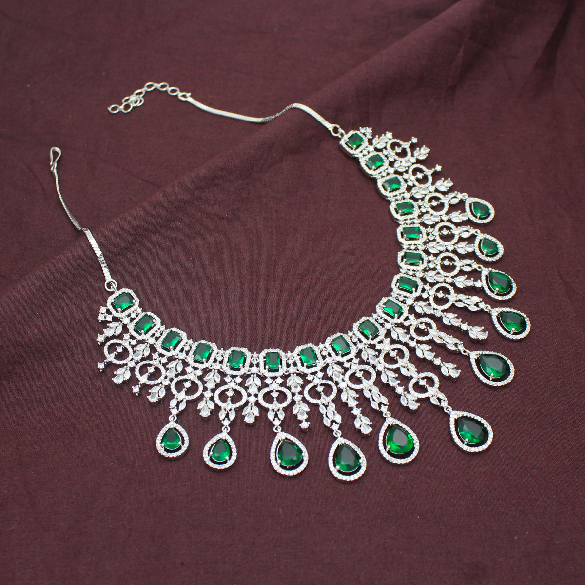 Bridal Short Platinum Green Square Stone Drop Necklace Set With Push Back Bridal Earrings Premium Jewellery For Party Wear 42892