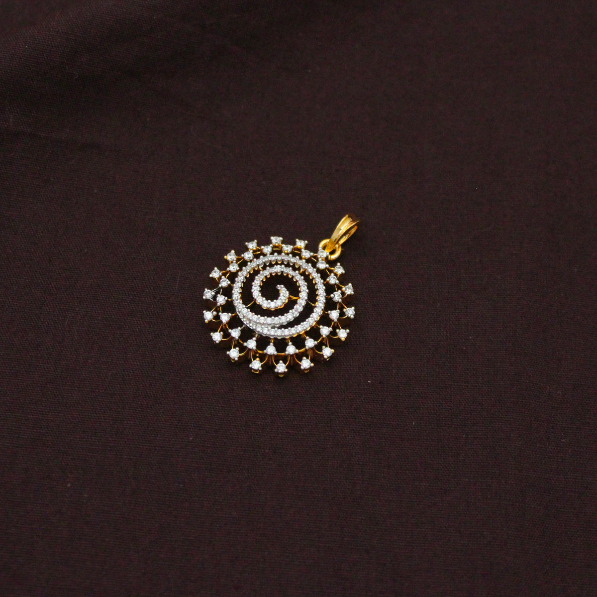 Diamond Look Premium Round Fancy Pendant Set With Push Back Studs 42911