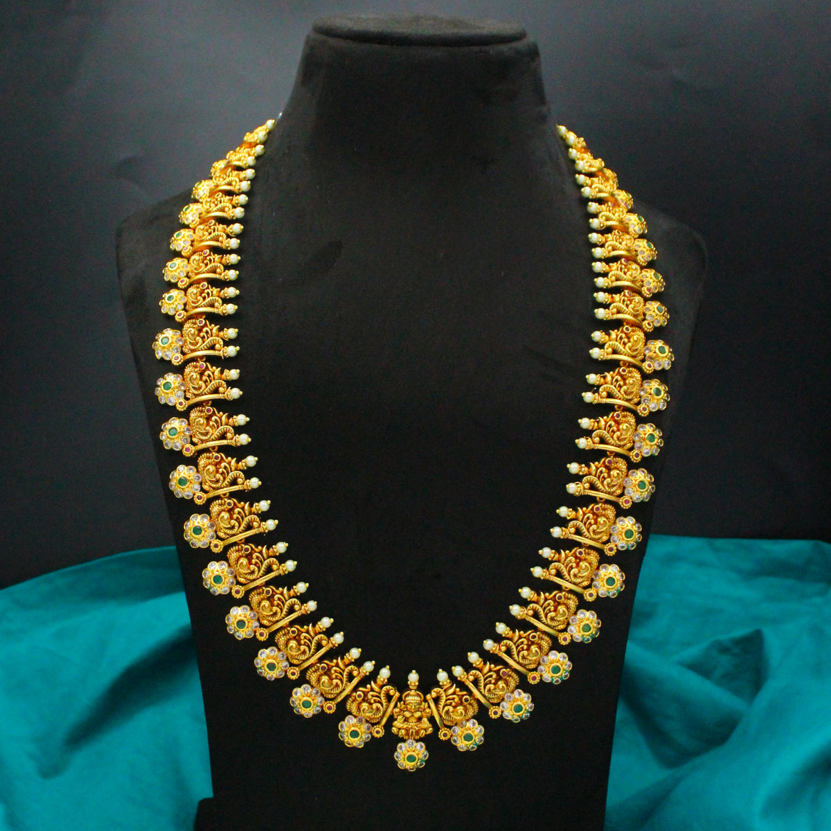 Traditional Nakshi Lakshmi peacock Long Bottumala with screwback earrings 42927