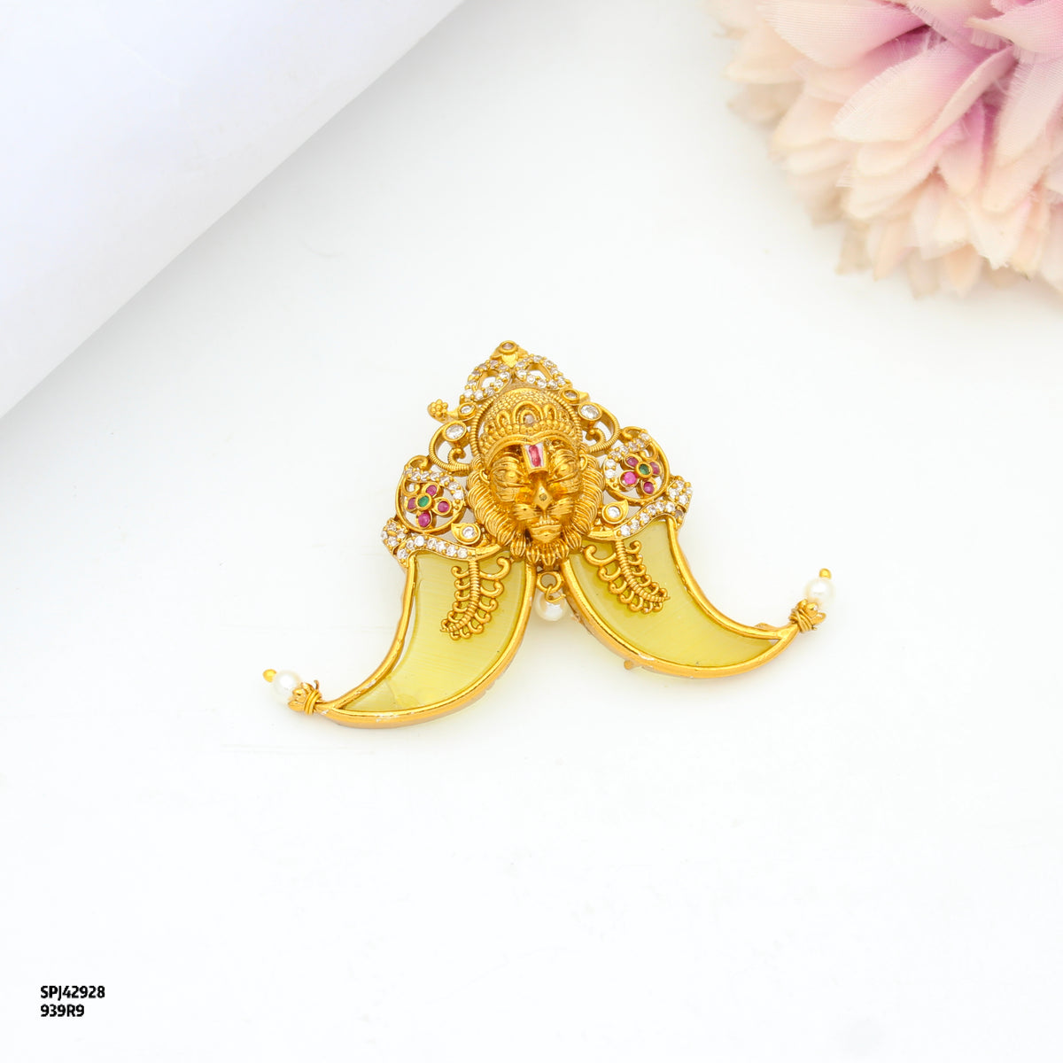 Premium Laxmi Narasimha Swamy Tiger Nail With Openable Hook 42929