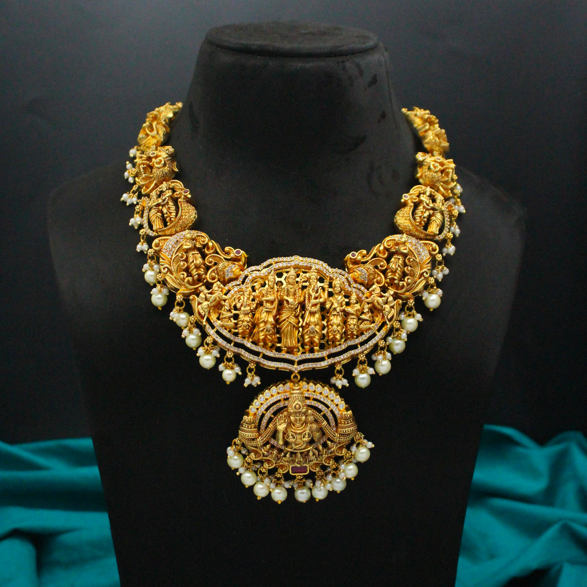 Traditional Nakshi Shiva Parvati Kalyanam Short Necklace Set With Screw Back Earrings 41920
