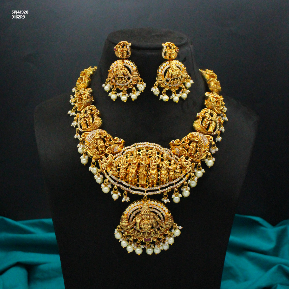Traditional Nakshi Shiva Parvati Kalyanam Short Necklace Set With Screw Back Earrings 41920