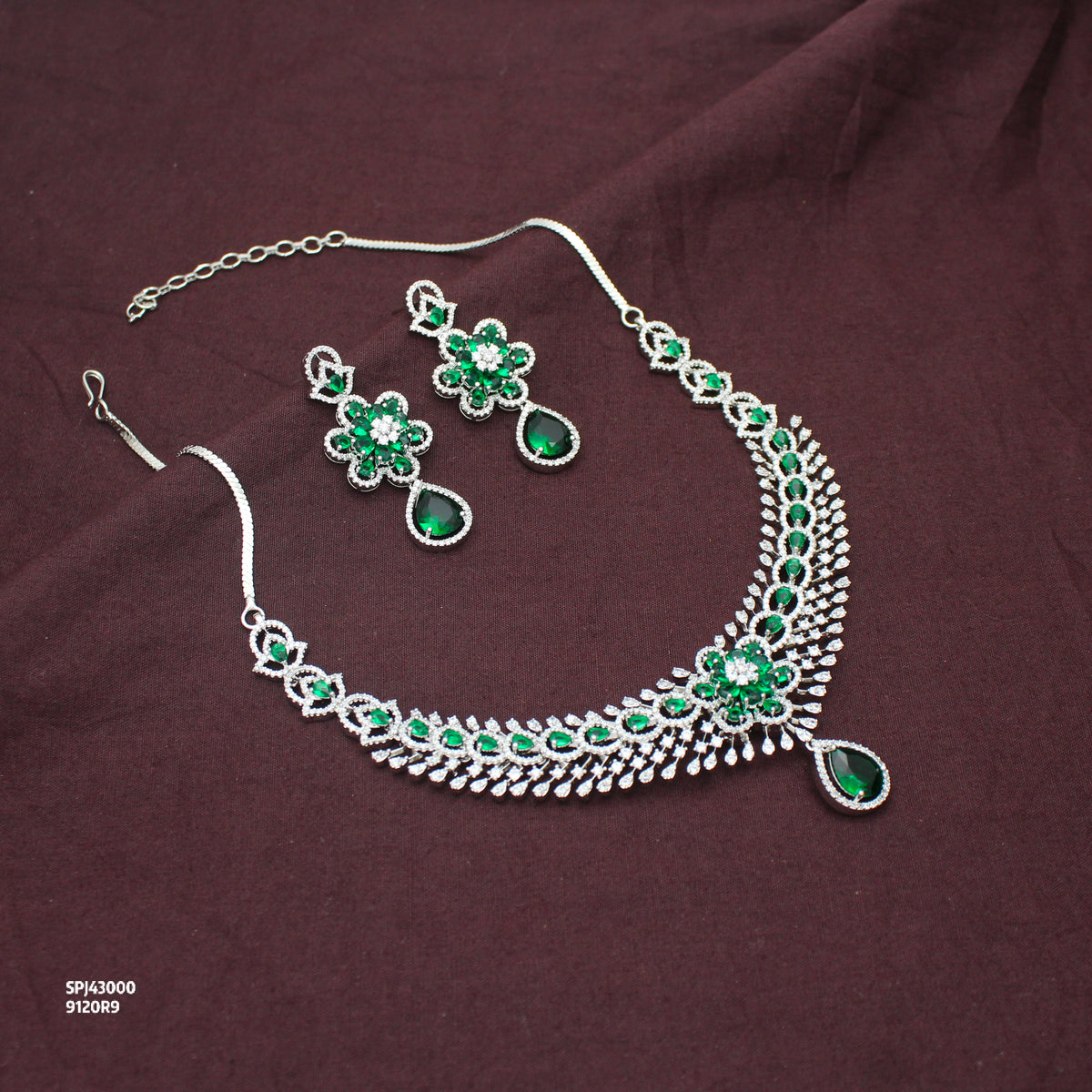 Elegant Platinum Floral Drop Stone Emerald Green Fancy Short Necklace Set With Push Back Statement Earrings Party Wear Jewellery 43000