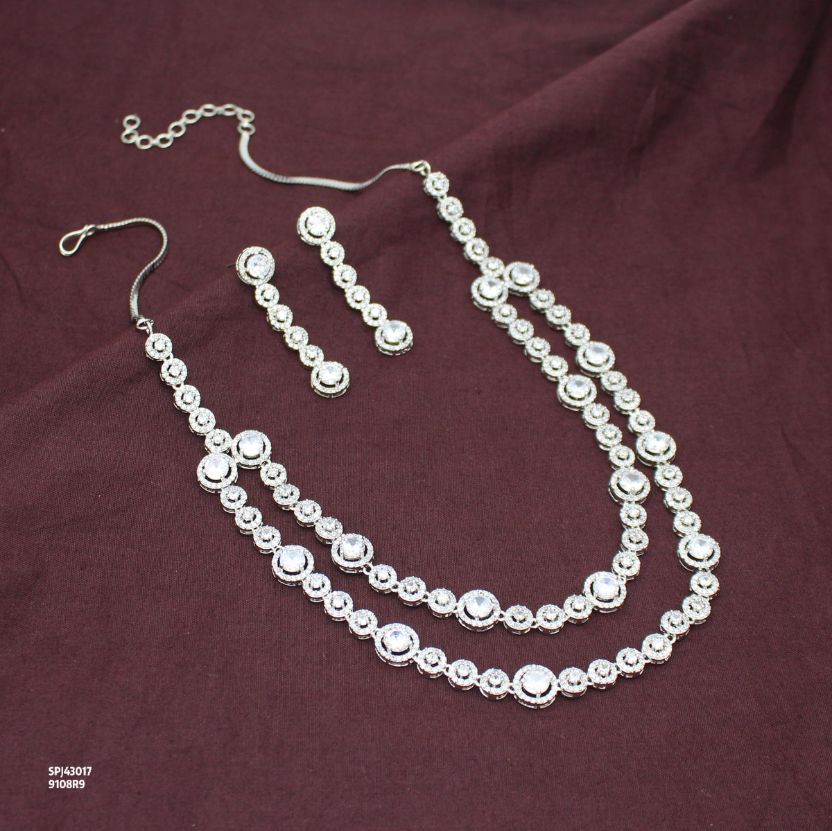 Premium Platinum 2 Layers Round Stone Full White Short Necklace Set With Push Back Earrings 43017