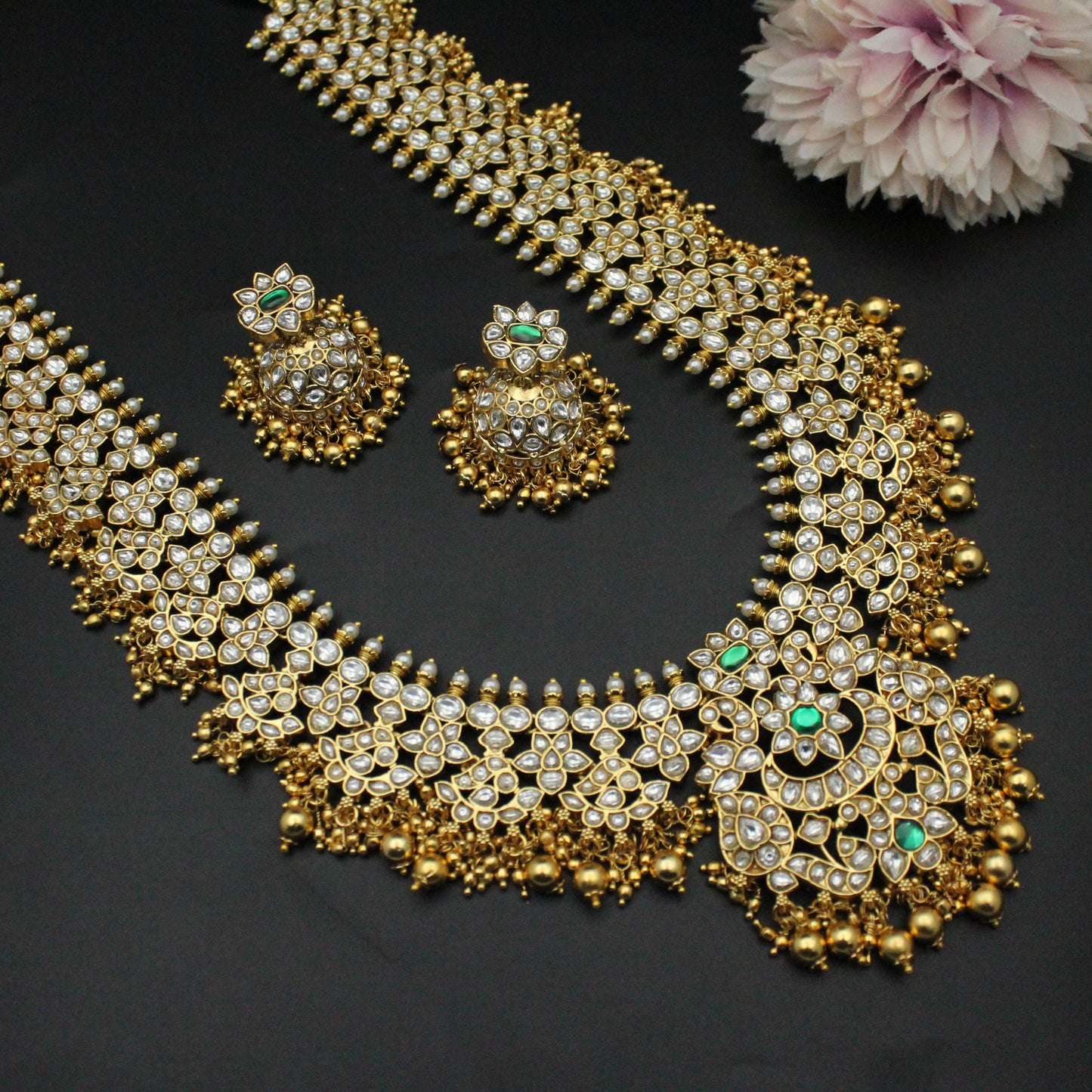 41927 Jadau Full White Guttapusalu Long Necklace With Push Back Earrings