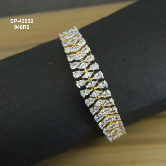 GJ Diamond look a like uncut stone elegant bracelet 43052