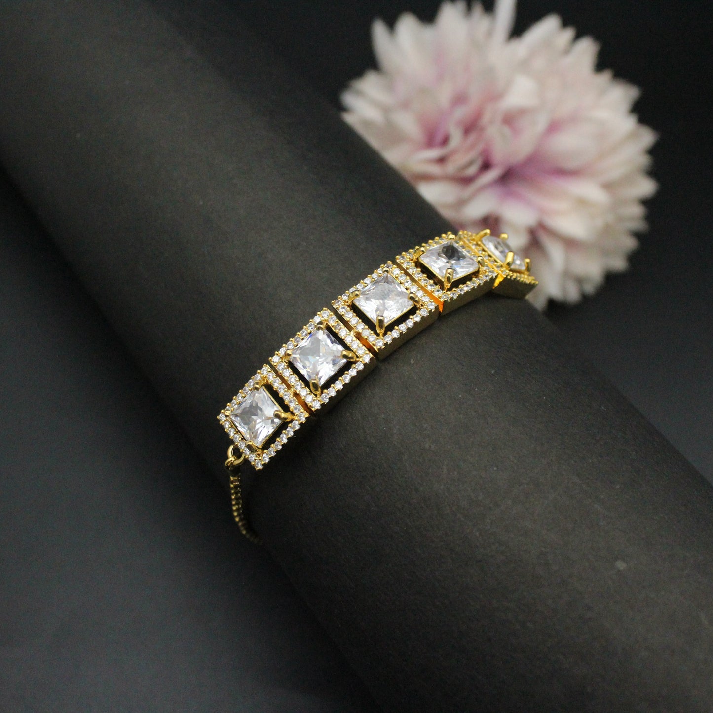 14933 / 14936 GP white stone chain bracelet