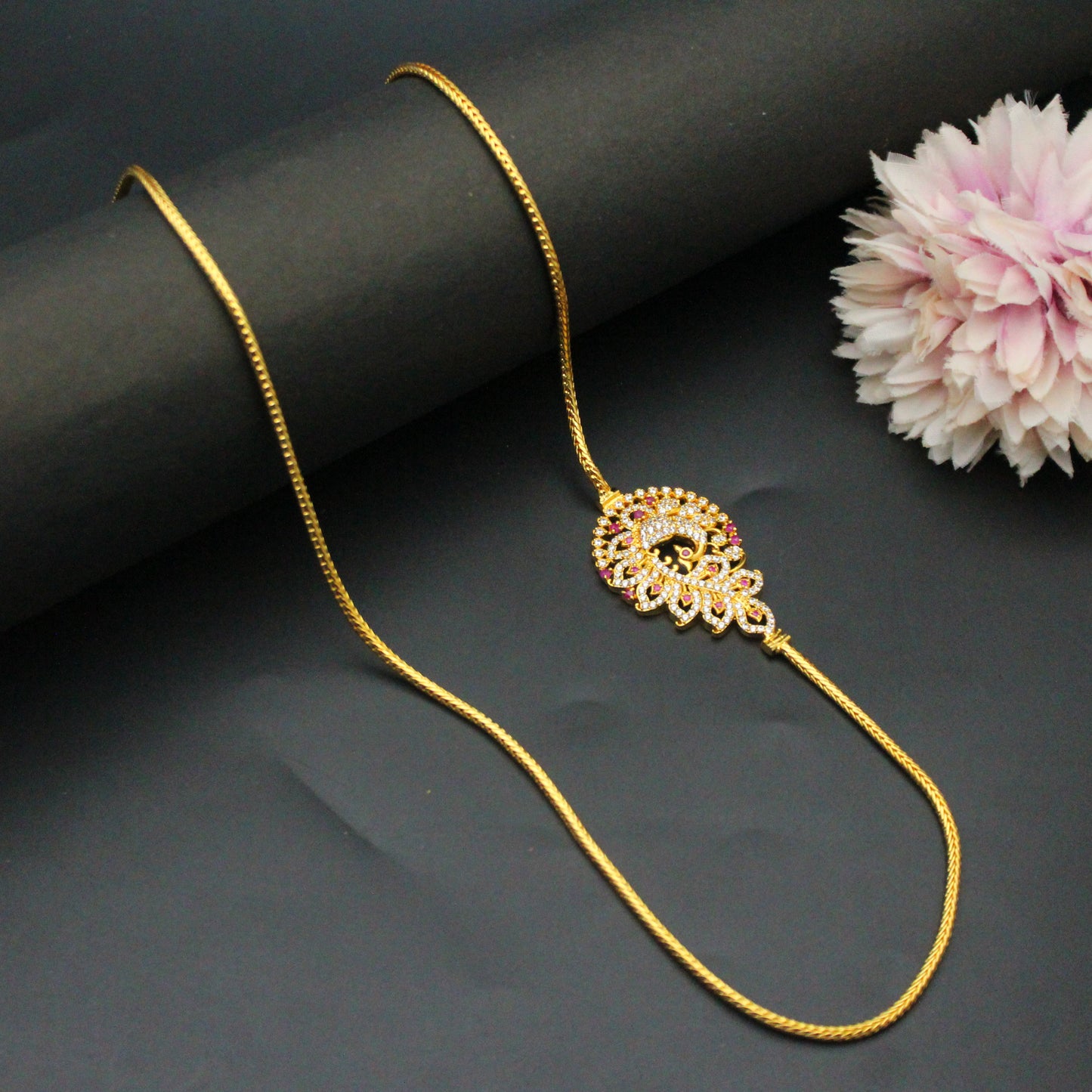 Gold Chain With Side Pendant