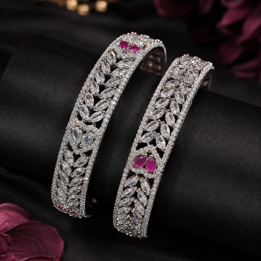 17165 Diamond look like Ruby leaf pattern bangle