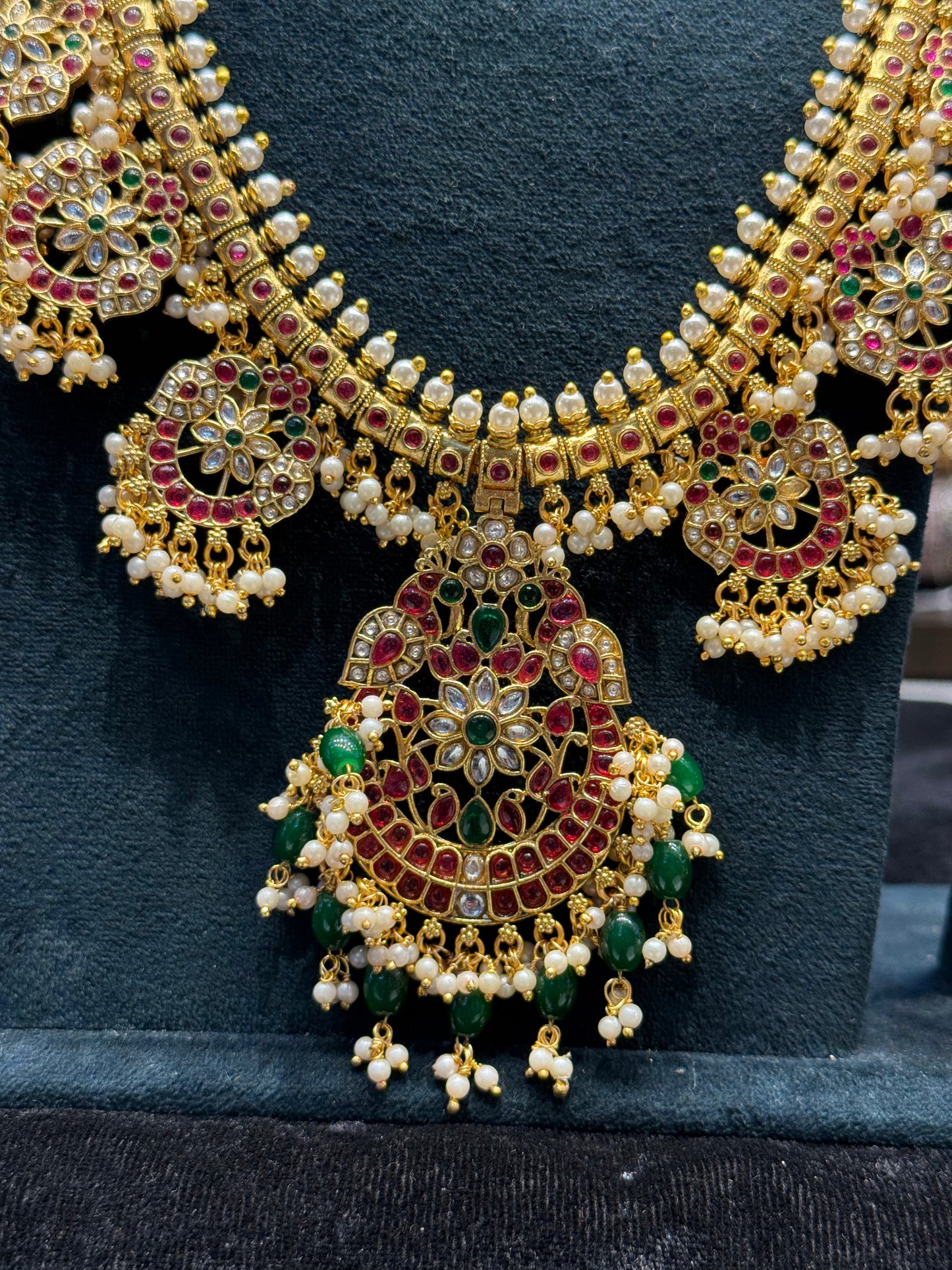 39224 premium pota stone gutta Pusalu with round pearl