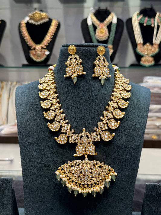 39738 2 in 1 short mango necklace with premium polish and finishing