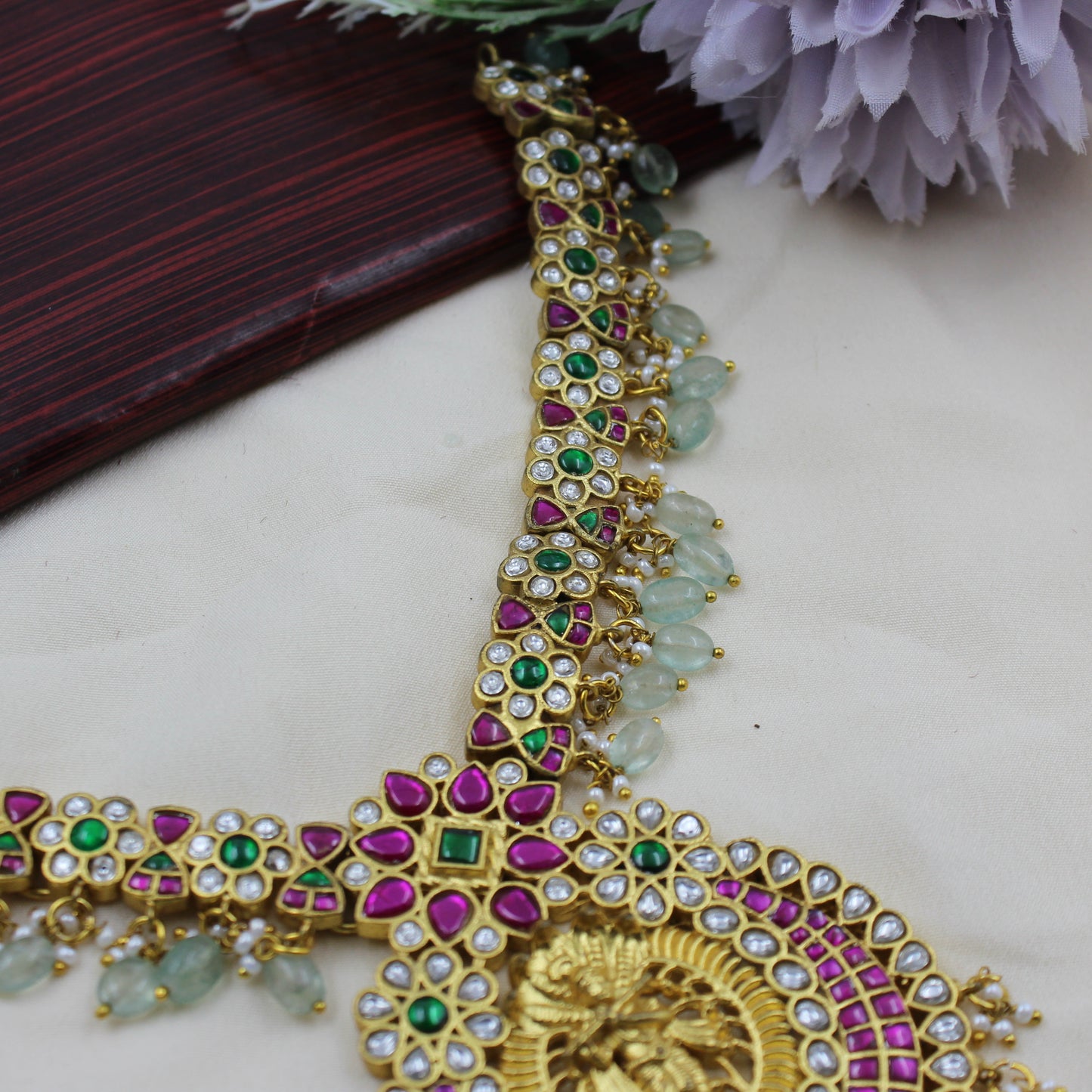 38005 Jadau necklace