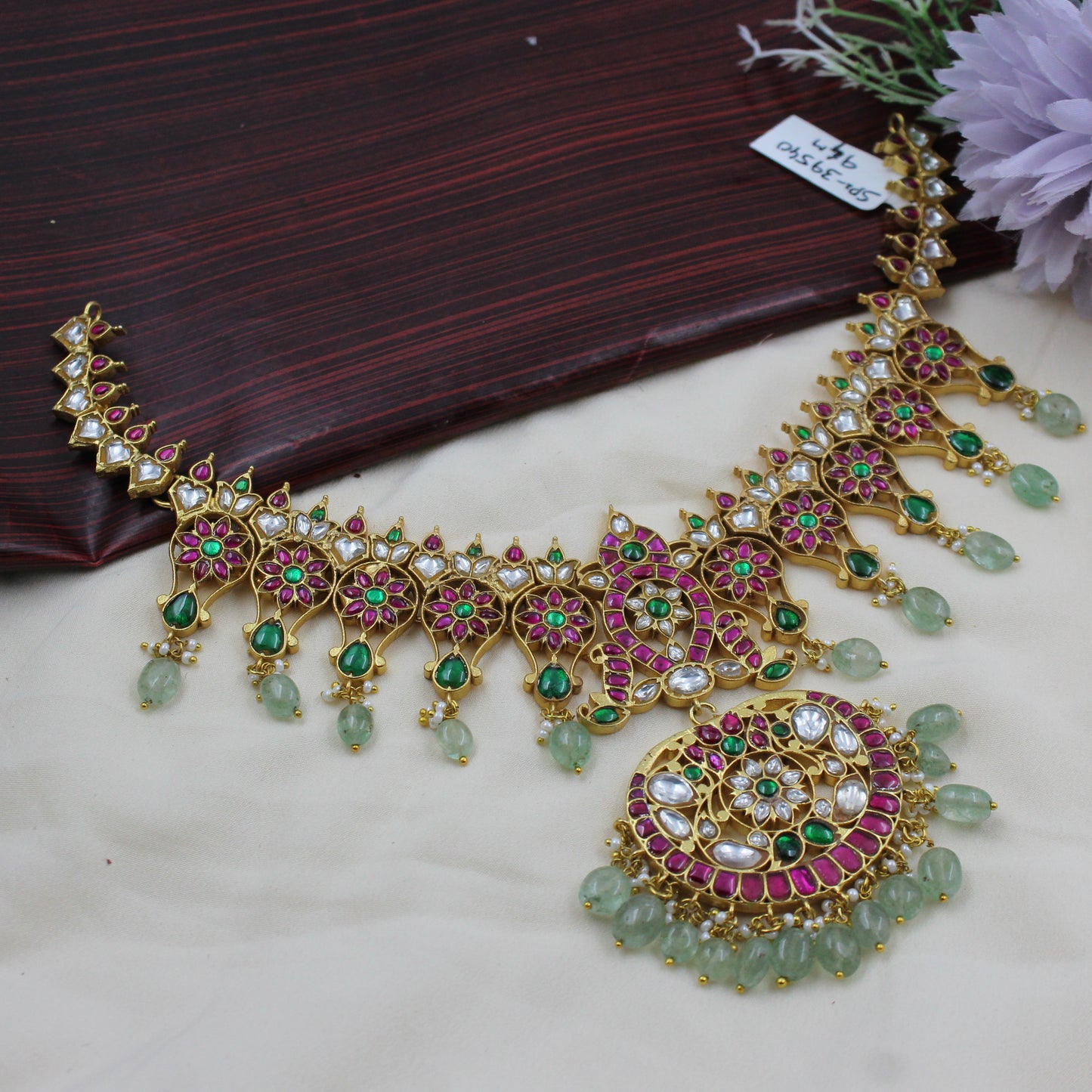 39540 Jadau short necklace