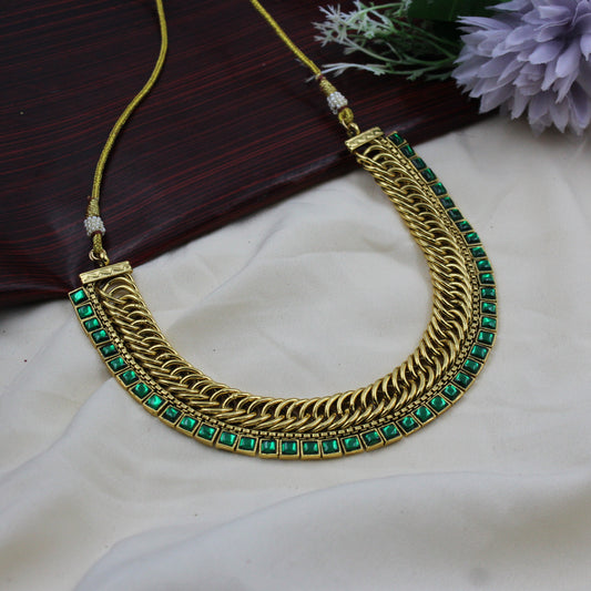 34599 Jalebi pattern Jadau short necklace
