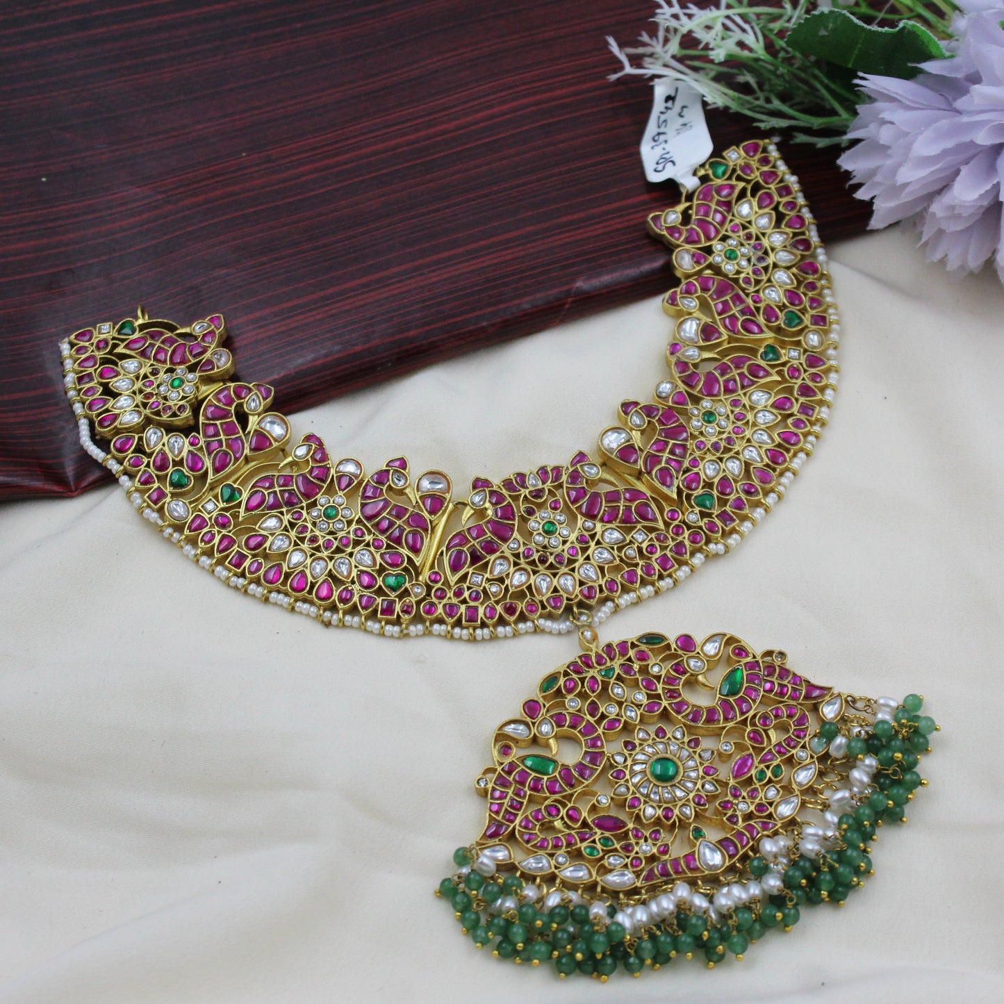 39542 Jadau necklace