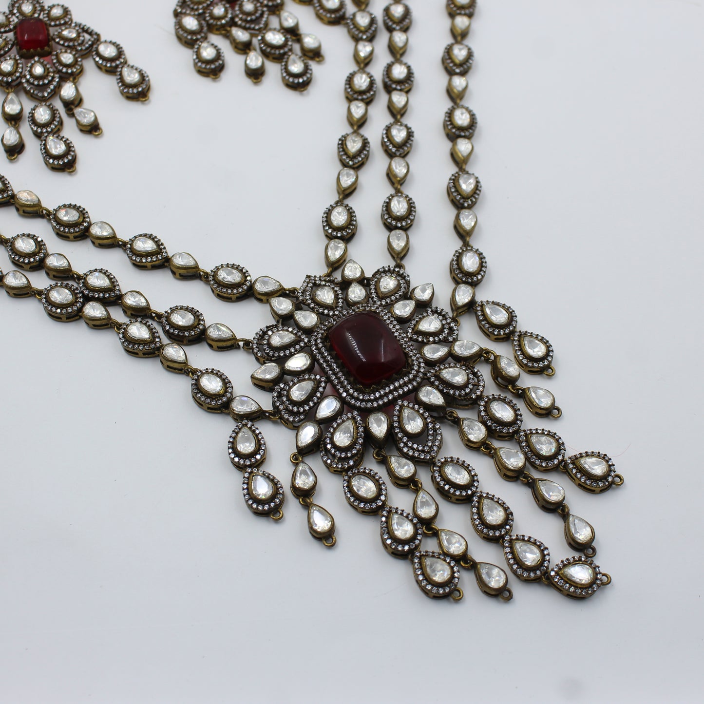 31862 Victorian 3 Layers Duplet Stone Red