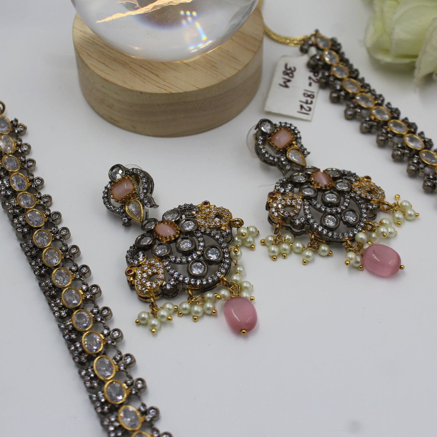 Victorian Long Mint Pink Necklace Set