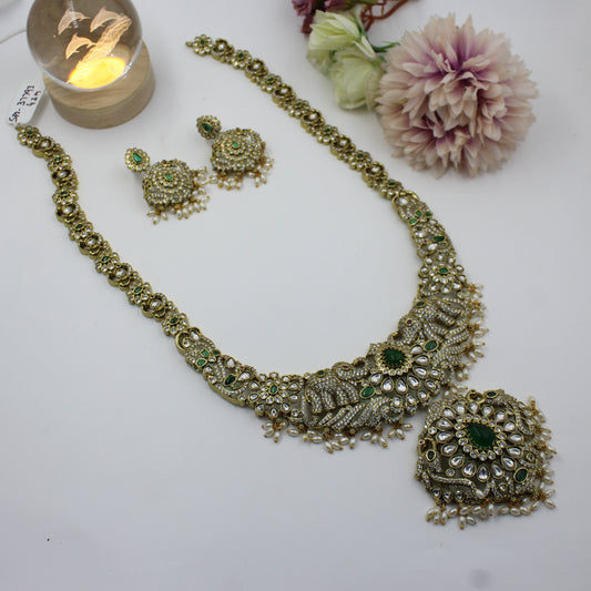 37793 Victorian Elephant Long Necklace Green