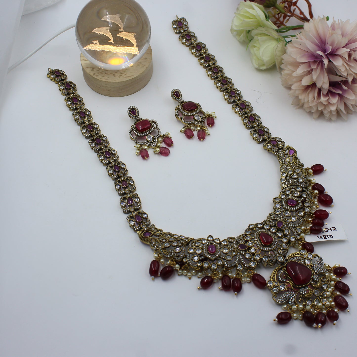 38542 Victorian Long Red Necklace