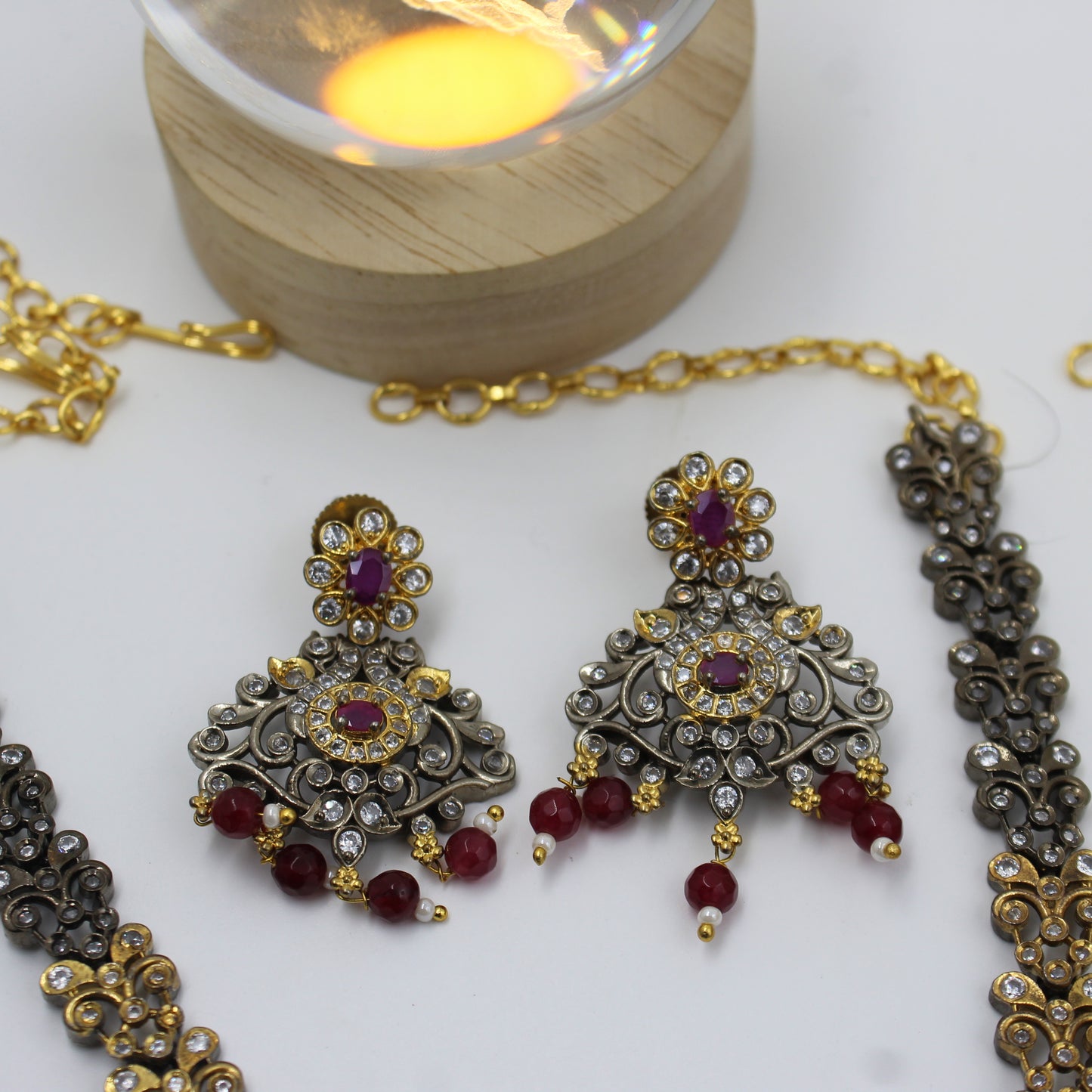 16773 Victorian Flower Ball Red Combo Red Necklace Set