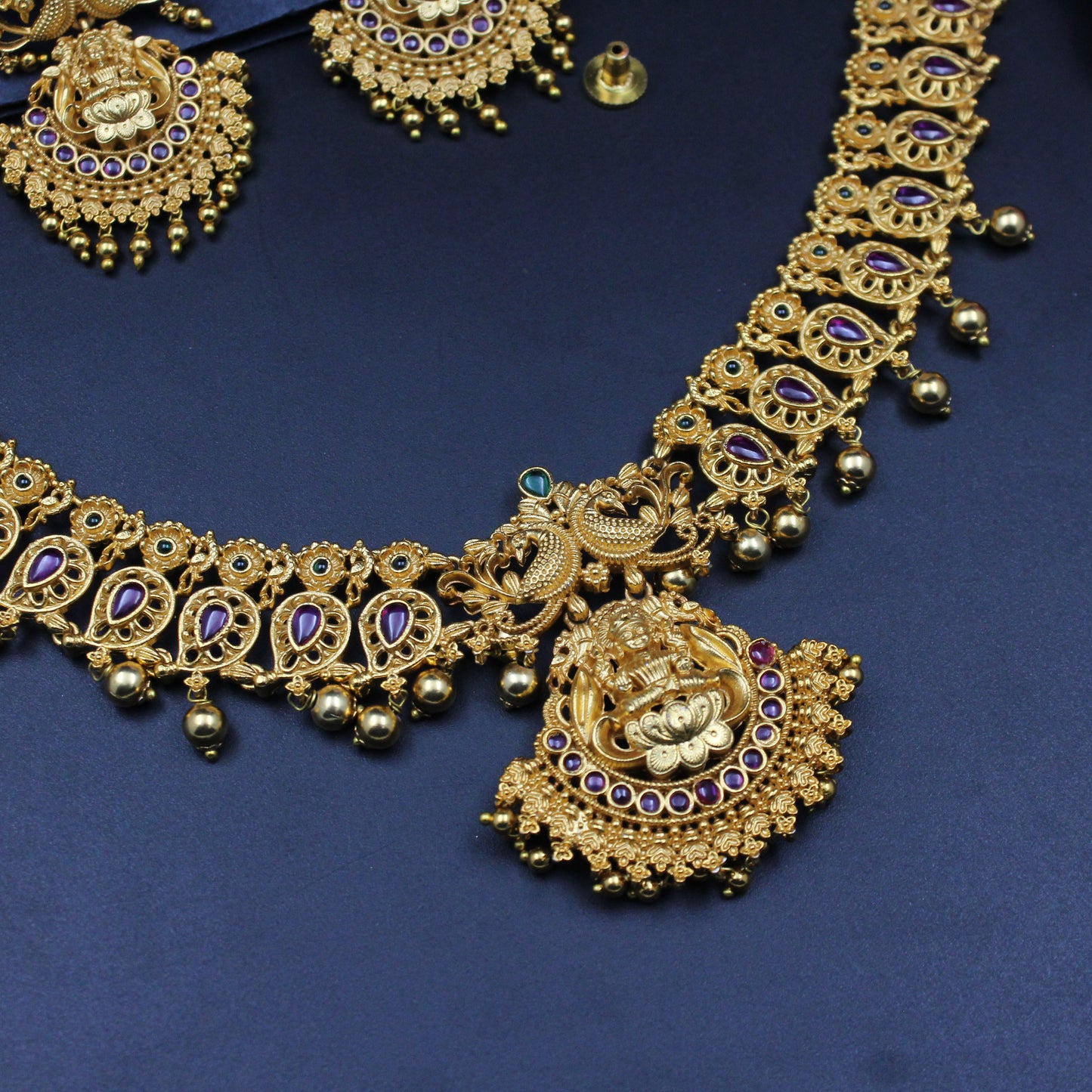5147 Matte Laxmi Set