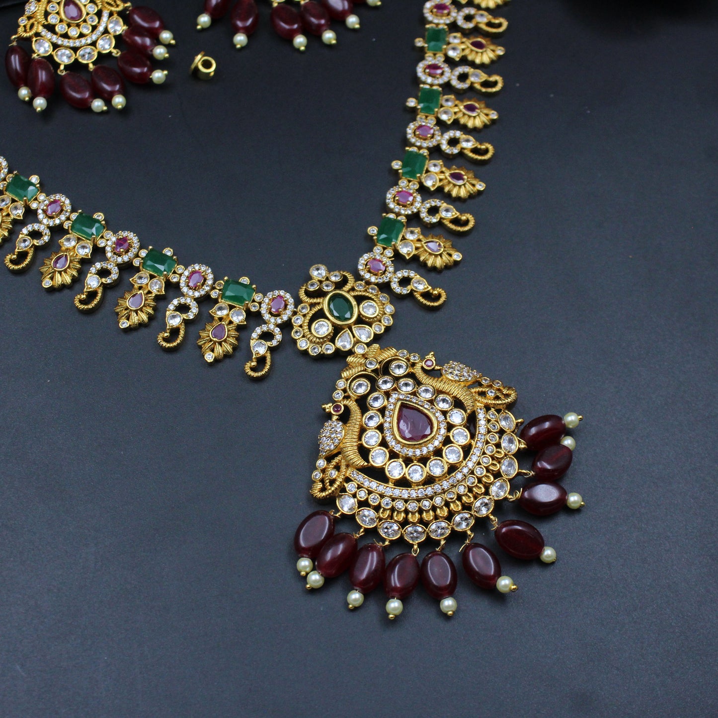 13299 Matte double peacock 3/4 necklace with screwback earrings