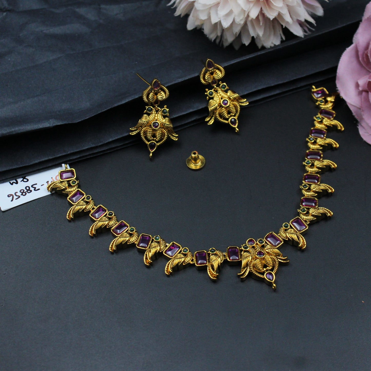 38856 Matte Peacock Short Necklace Set Red