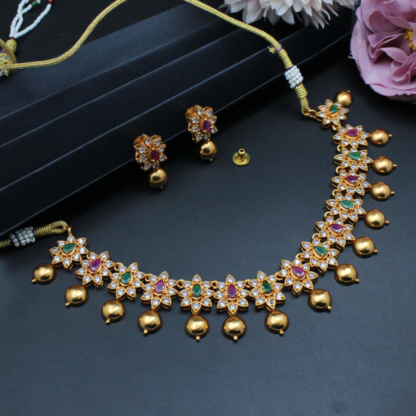 4133 Kempu Short Necklace