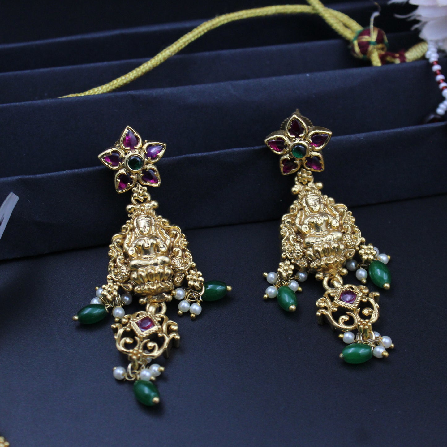 28116 Nakshi Laxmi Short Necklace