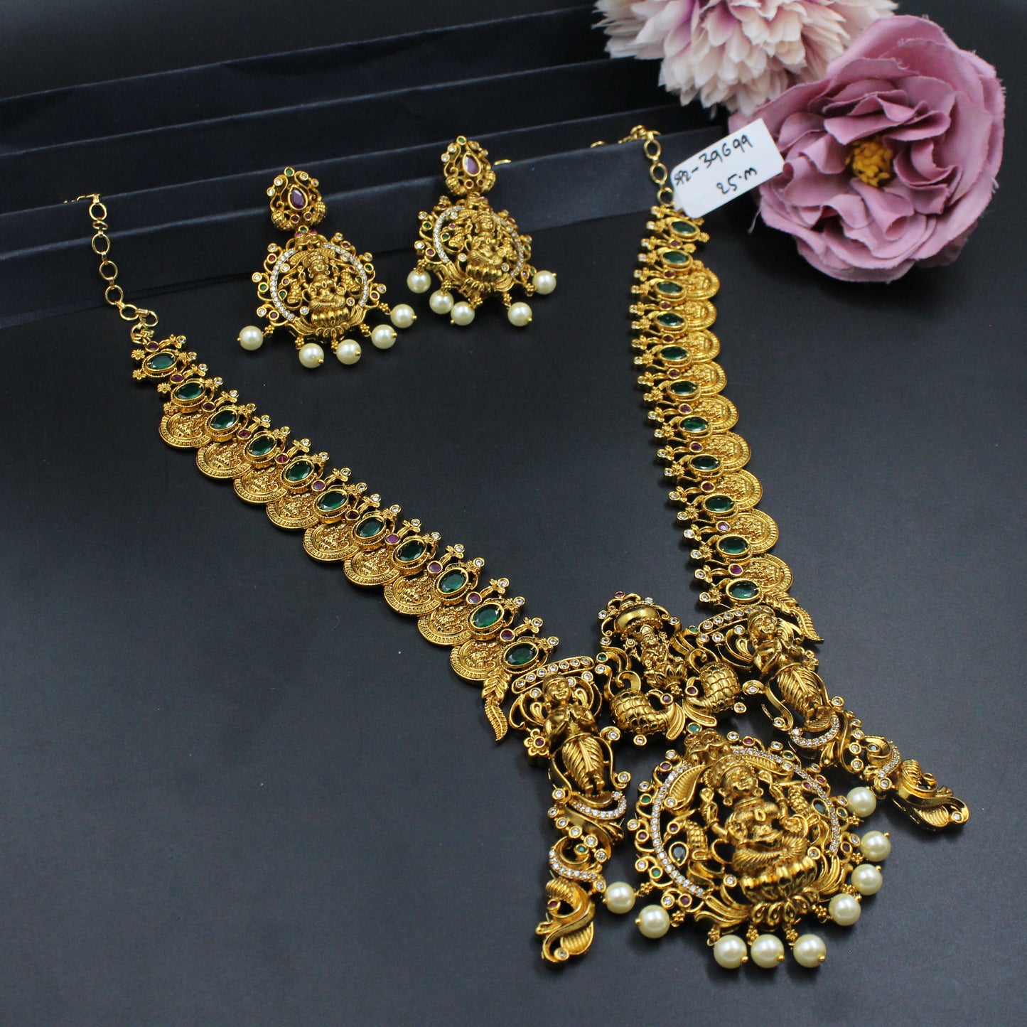 39699 Lakshmi Devi bridal necklace with screwback earrings