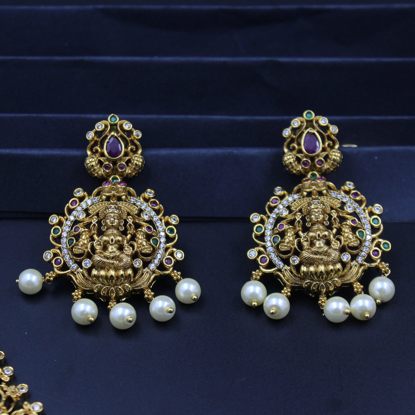 39699 Lakshmi Devi bridal necklace with screwback earrings